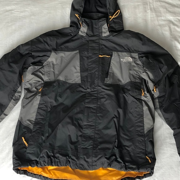 The North Face HyVent 3 in 1 Mens Jacket - Size L - Picture 5 of 8